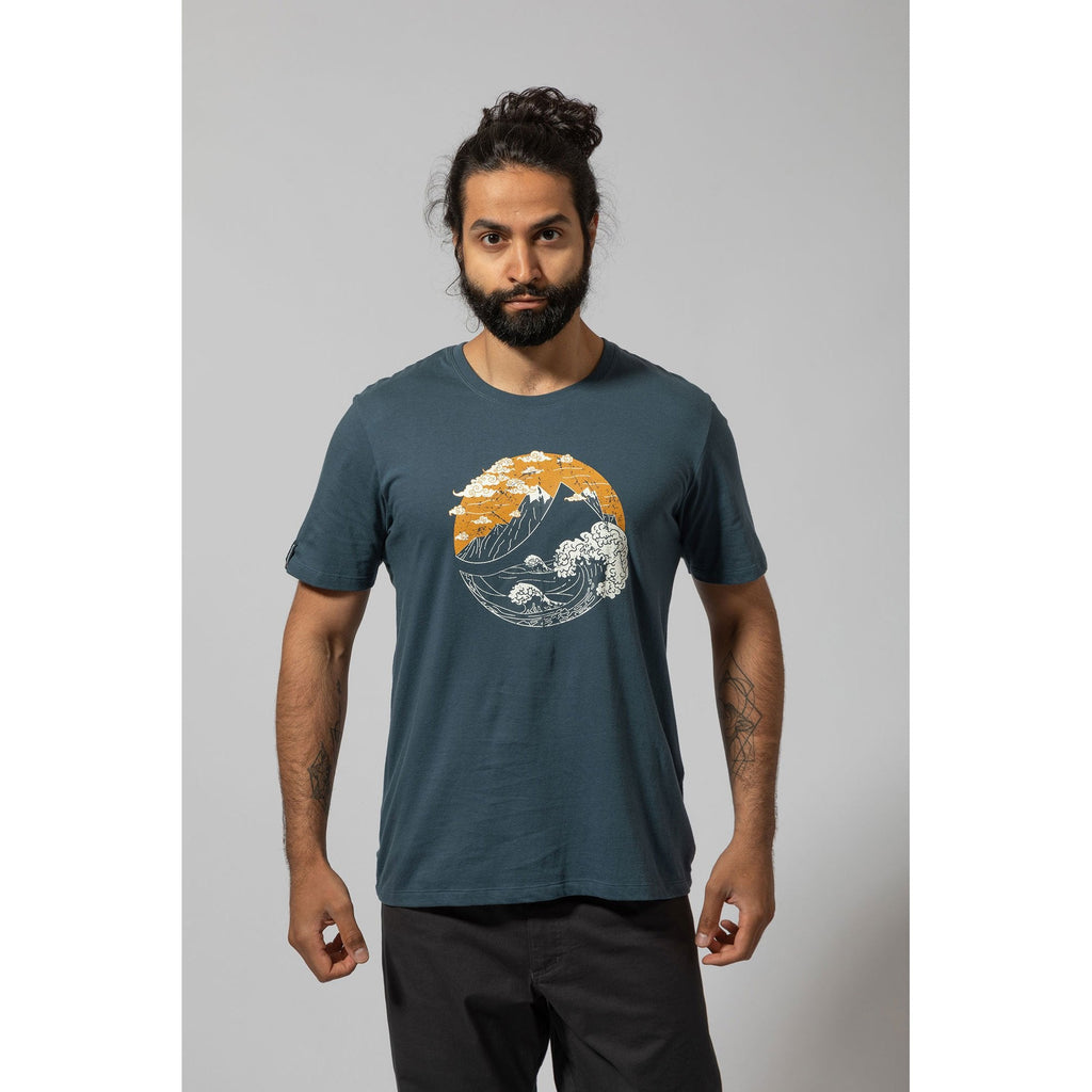 Mountain tee