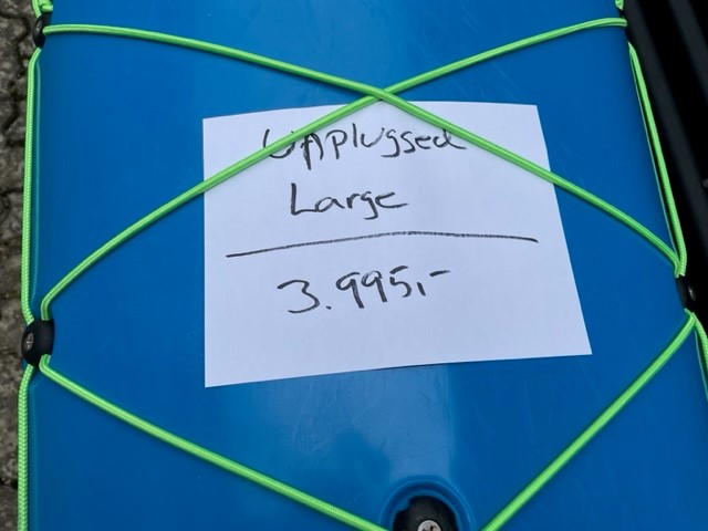 Unplugged, Large